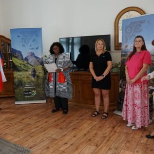 Ambassador Sejosingoe delivering her remarks. To her left is Ms Lucie Dušková, Head Teacher at the Children’s Home. Ambassador Sejosingoe delivering her remarks. To her left is Ms Lucie Dušková, Head Teacher at the Children’s Home.