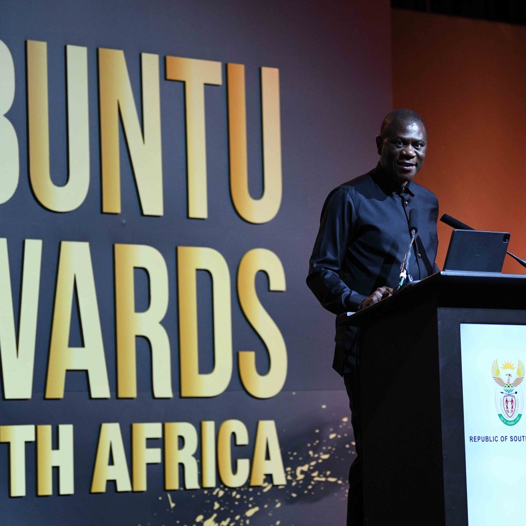 Deputy President Paul Mashatile delivers the keynote address at the 8th Annual Ubuntu Awards ceremony.

The awards ceremony is organised annually by the Department of International Relations and Cooperation (DIRCO) and is aimed at recognising South African industry leaders, eminent persons and ordinary South African citizens for their distinguished service and contribution to promoting South Africa’s national interests and values across the world.

Traditionally, the event takes place  after the opening of Parliament and brings together captains of industry, civil society leaders, members of the Cabinet and eminent persons, in addition to all Ambassadors and High Commissioners accredited to South Africa.

The Ubuntu Awards were launched in 2015 to celebrate South African citizens who play an active role in projecting a positive image of South Africa internationally through diligent service in their respective fields. Photos: Katlholo Maifadi/DIRCO